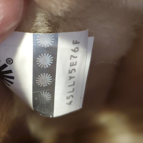 NIB RARE AUTHENTIC UGG Mukluk Revival Boots Women's 10 NEW - Picture 11 of 14